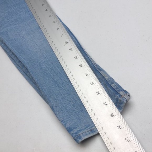 DESIGNER ZARA LIGHTWASH HIGH-RISE SKINNY JEANS 10/30x28 ⭐ - Picture 7 of 8